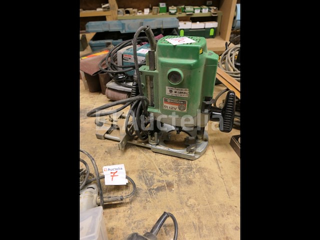 Hitachi m12v bovenfrees - afbeelding 5 van  5