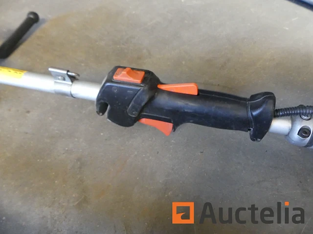 Hitachi n24c,n278 op paal gemonteerde benzinekettingzaag - afbeelding 3 van  10