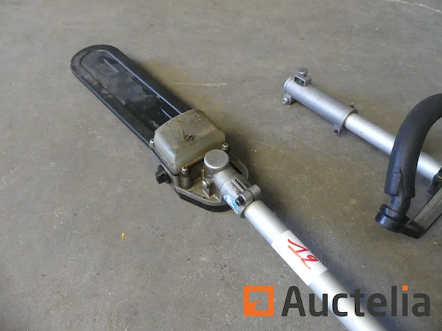 Hitachi n24c,n278 op paal gemonteerde benzinekettingzaag - afbeelding 5 van  10