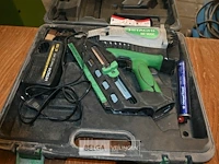 Hitachi spijkerapparaat - afbeelding 1 van  5