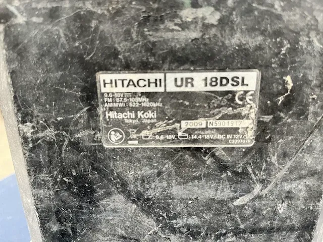 Hitachi werfradio - afbeelding 4 van  4