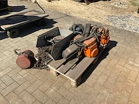 Hitachi/demag/elephant kettingtakel (5x)