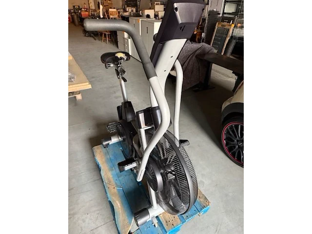 Hitt-training airbike tunturi + snowboard - afbeelding 10 van  17