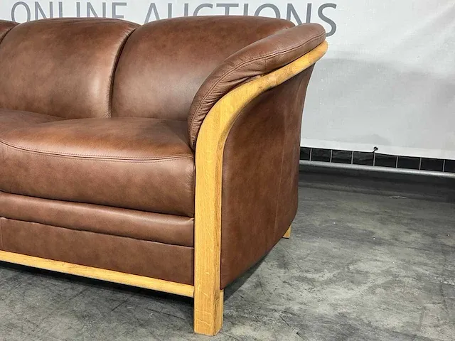 Hjort knudsen - 3-zits bank, bruin leer, houten design afwerking - afbeelding 2 van  5
