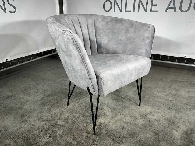 Hjort knudsen - fauteuil, grijs veloursstof, zwart metalen onderstel - afbeelding 1 van  5