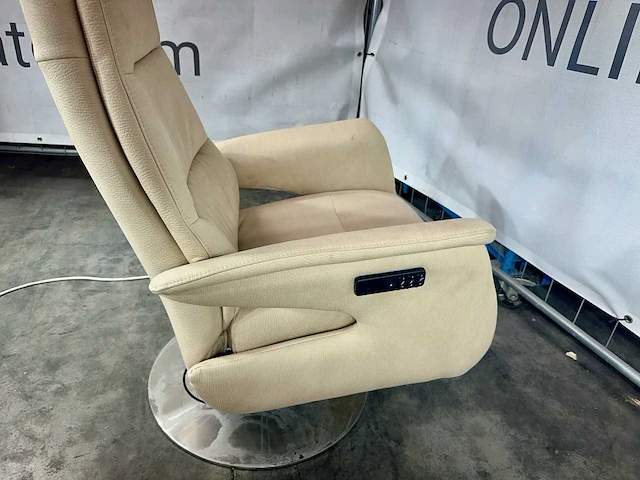 Hjort knudsen - m - relaxfauteuil - elektrisch verstelbare relaxfunctie - afbeelding 9 van  9