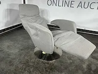 Hjort knudsen - maat m - relaxfauteuil, grijs stof, handmatig verstelbaar, rond chromen poot - afbeelding 1 van  7