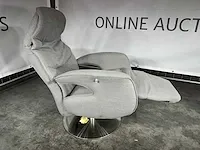 Hjort knudsen - maat m - relaxfauteuil, grijs stof, handmatig verstelbaar, rond chromen poot - afbeelding 2 van  7