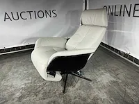 Hjort knudsen - premium - relaxfauteuil, lichtgrijs leer, maat m, elektrisch verstelbaar - afbeelding 2 van  9