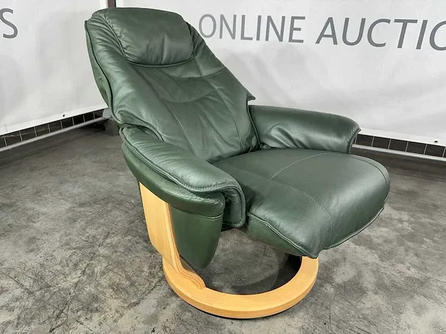 Hjort knudsen - relaxfauteuil, groen leer, handmatig verstelbaar, houten poot - afbeelding 1 van  5