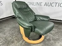 Hjort knudsen - relaxfauteuil, groen leer, handmatig verstelbaar, houten poot - afbeelding 1 van  5