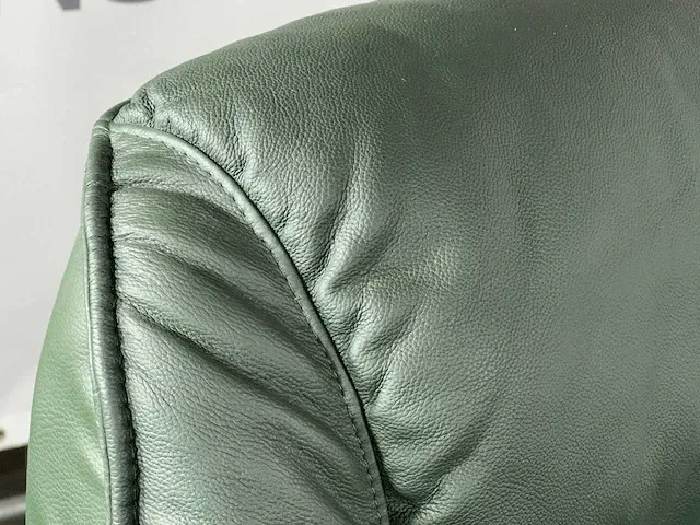 Hjort knudsen - relaxfauteuil, groen leer, handmatig verstelbaar, houten poot - afbeelding 5 van  5
