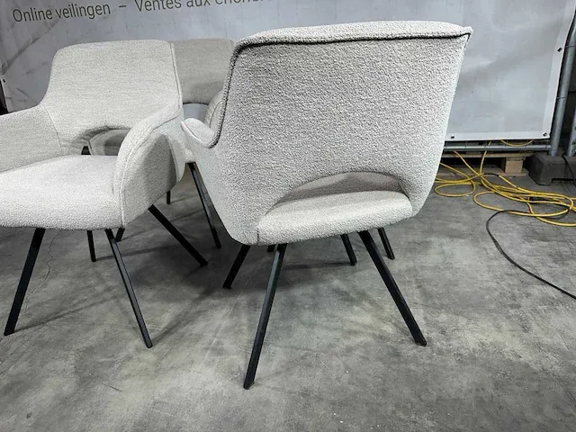 Hjort knudsen - set van 4 eetkamerstoelen, ecru stof, zwart metalen poten - afbeelding 5 van  6