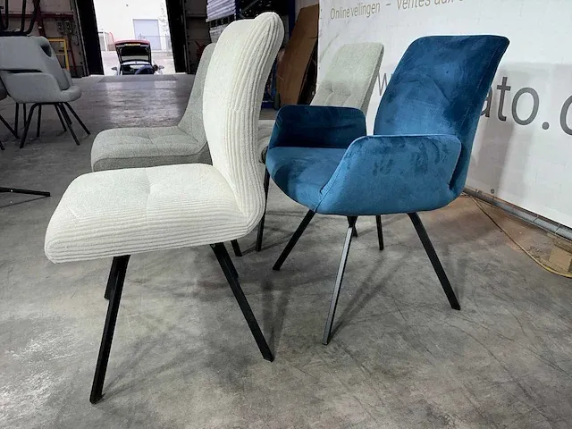 Hjort knudsen - set van 4 eetkamerstoelen, wit/petrol/grijs/groen (velours) stof, mix&match, zwart metalen poten - afbeelding 3 van  7
