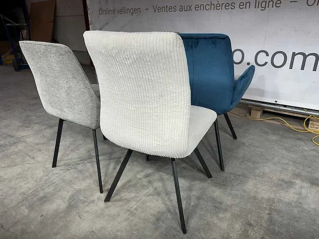 Hjort knudsen - set van 4 eetkamerstoelen, wit/petrol/grijs/groen (velours) stof, mix&match, zwart metalen poten - afbeelding 6 van  7