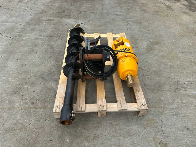 Hmb - 2023 - 3500 - voorzetapparatuur - hydraulische boor minigraver - afbeelding 3 van  10