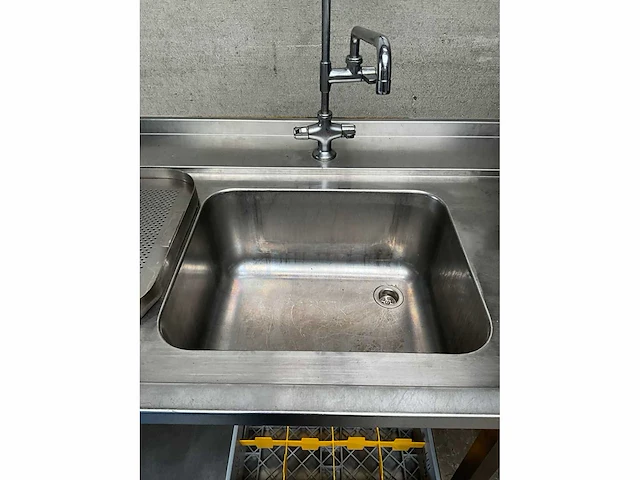 Hobart - premax - korvenvaatwasstraat - afbeelding 11 van  12