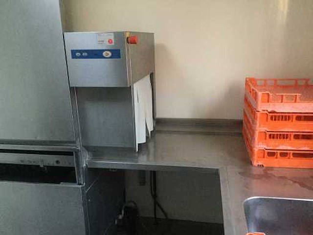 Hobart - vaatwasstraat - afbeelding 10 van  16