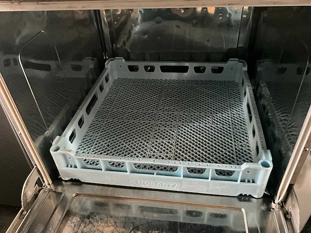 Hobart glazenvaatwasmachine - afbeelding 2 van  4
