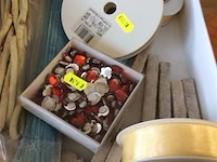 Hobby items - afbeelding 2 van  3