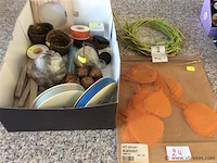 Hobby items - afbeelding 1 van  3