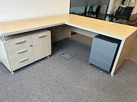 Hoek-bureautafel - desk - afbeelding 3 van  5
