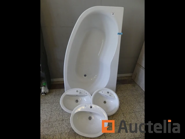 Hoekbad + wastafels - afbeelding 1 van  5