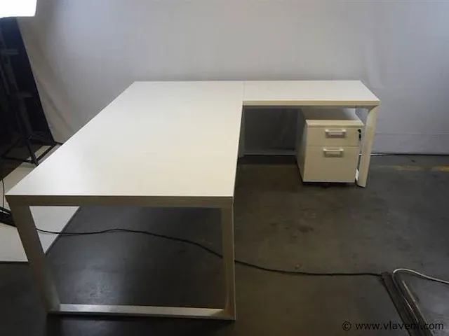 Hoekbureau gdb met ladenblok - afbeelding 3 van  6