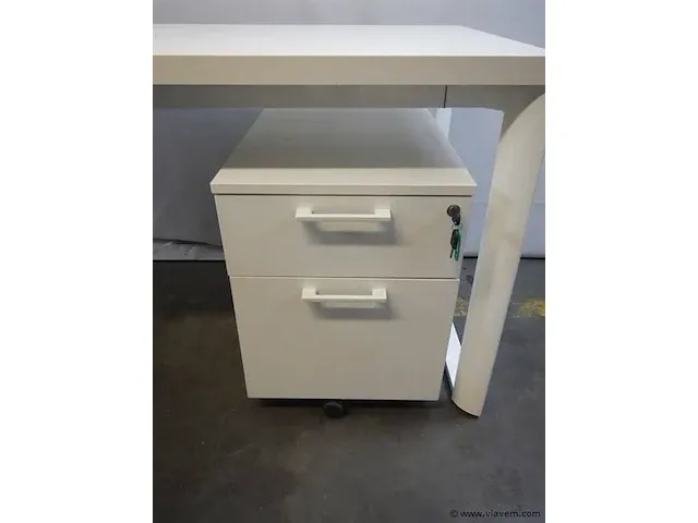 Hoekbureau gdb met ladenblok - afbeelding 4 van  6