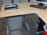 Hoekbureau vv ladenblok - afbeelding 1 van  1
