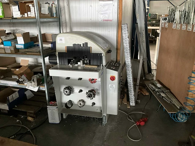 Hoekfreesmachine fom mistral 26 a - afbeelding 1 van  8