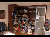 Hoekkast en zijn inhoud, meguiars plank - afbeelding 2 van  4