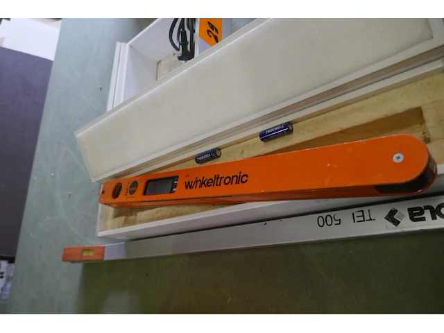 Hoekmeter + telescoopmeter - afbeelding 1 van  5