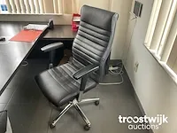 Hoekopgesteld bureau - afbeelding 4 van  4