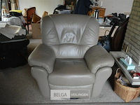 Hoeksalon en éénzit (met gebruiksporen) 180x220cm - afbeelding 2 van  7