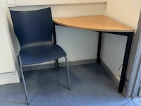 Hoektafel + stoel - afbeelding 2 van  2