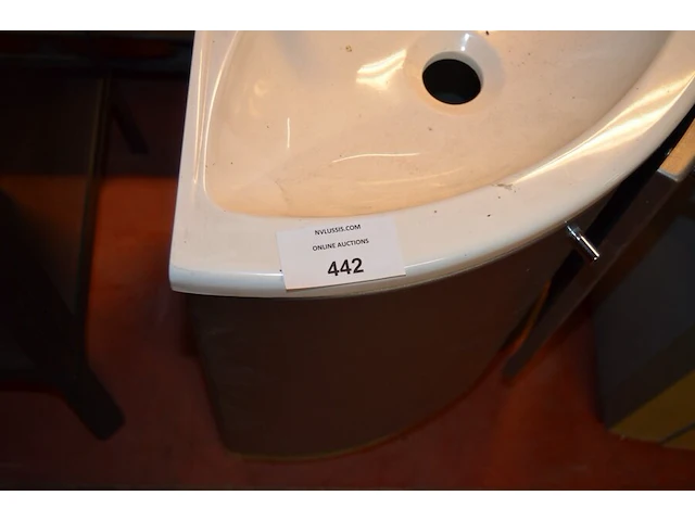Hoekwasbak met kraan en onderkast, waterdispenser sip well - afbeelding 3 van  8