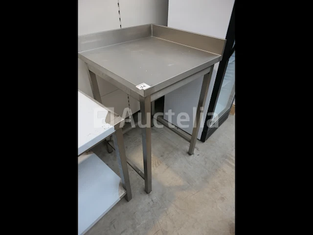 Hoge hoek werktafel met rvs achterfronton - afbeelding 4 van  6
