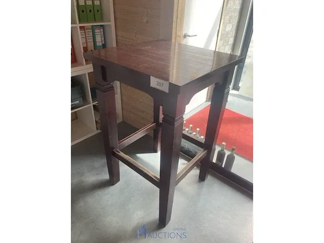 Hoge houten staantafel - afbeelding 2 van  5