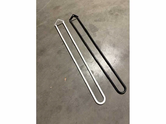 Hoge metalen tafelpoten 105cm 100x - afbeelding 1 van  4