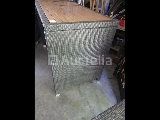 Hoge tafel met 2 kinderstoelen - afbeelding 3 van  5
