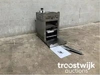Hoge temperatuur grill - afbeelding 1 van  10