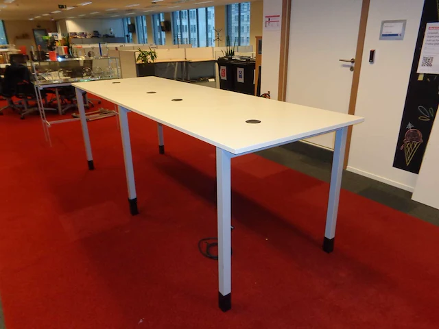 Hoge werktafel / bartafel werndl - afbeelding 1 van  4