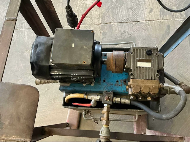 Hogedrukpomp voor drukproeven overige aannemersmateriaal - afbeelding 5 van  8