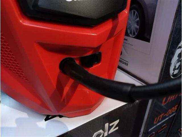 Hogedrukreiniger 220 volt, 140 bar, incl toebehoren - afbeelding 18 van  23