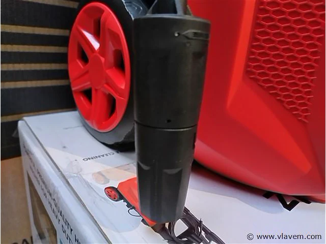 Hogedrukreiniger 220 volt, 140 bar, incl toebehoren - afbeelding 19 van  23
