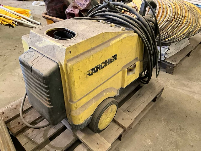 Hogedrukreiniger kärcher hds 600 c - afbeelding 4 van  9