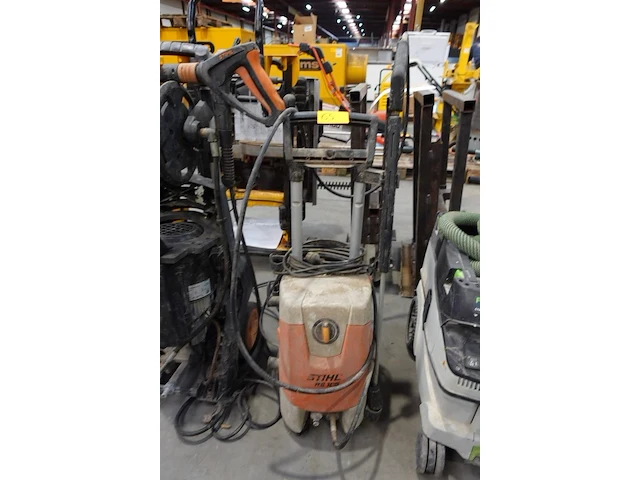 Hogedrukreiniger stihl - afbeelding 1 van  2