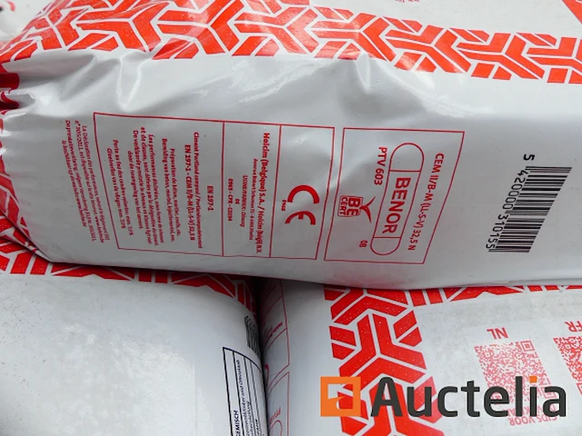 Holcim cem ii/b-m32.5 n cement - afbeelding 1 van  5