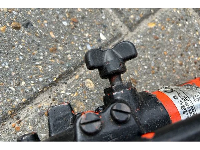 Holmatra hydraulische handpomp - afbeelding 3 van  3